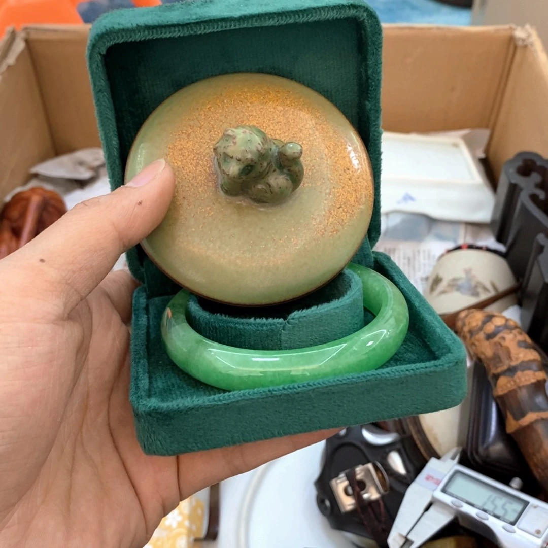 瓷片哈哈哈真的觉得有点