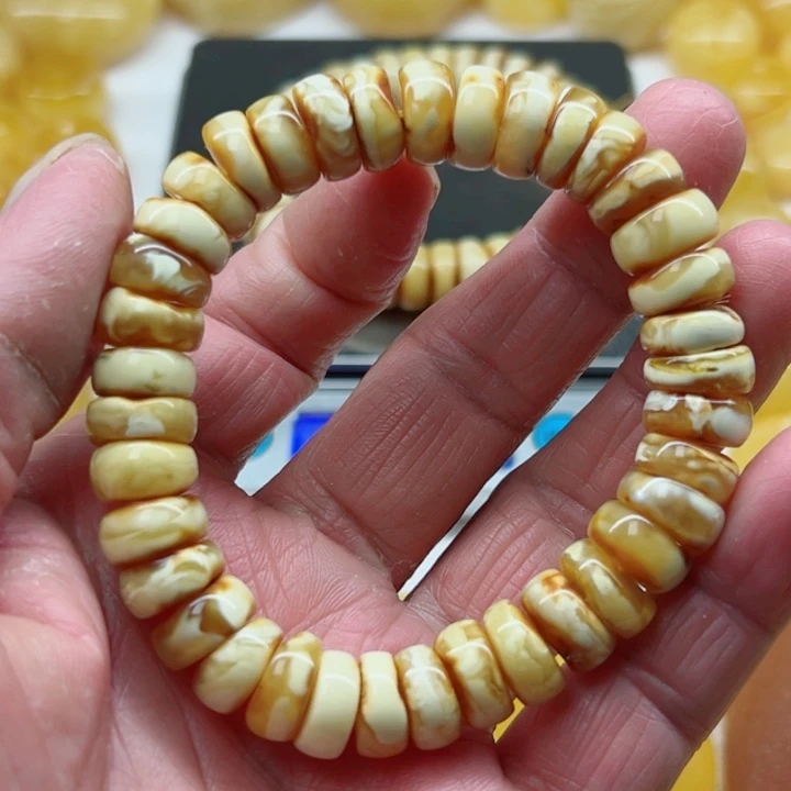 琥珀（矿物珀）未镶嵌裸石
