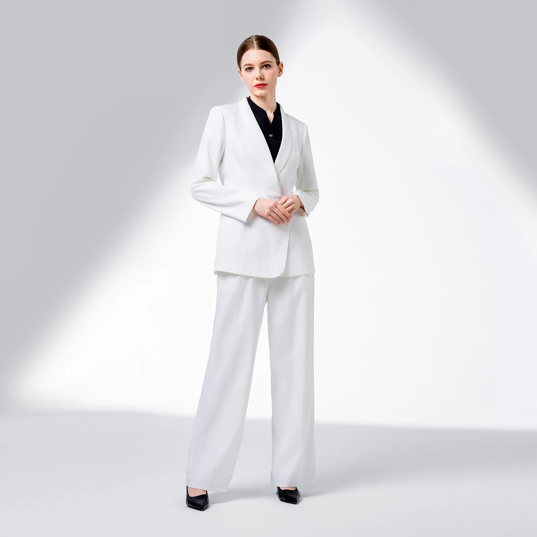 白依白依 星光款 女医生商务套装 修身时尚款