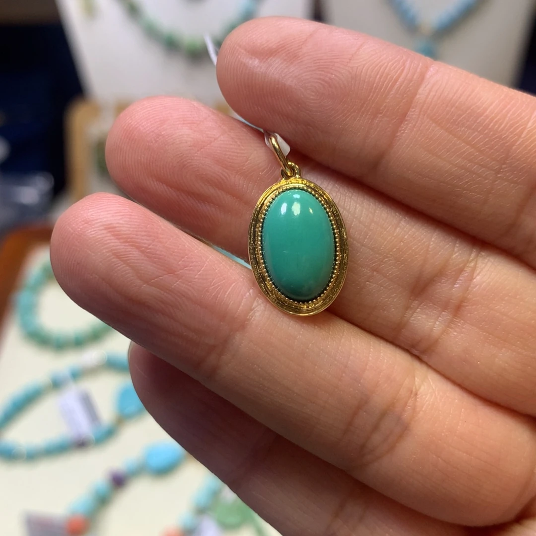 绿松石18K金镶嵌吊坠