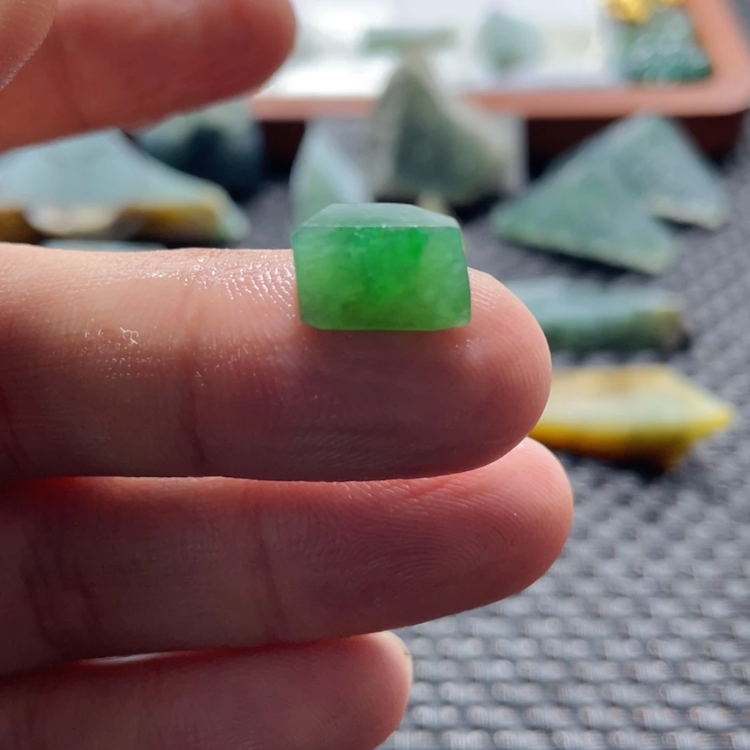 定制翡翠未镶嵌翡翠珠宝翡翠珠宝