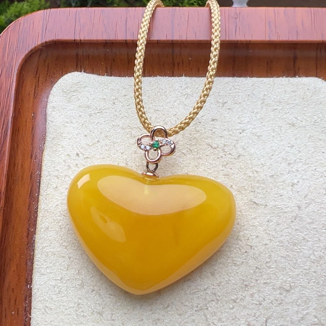 蜜蜡吊坠(赠链)银S925镶嵌