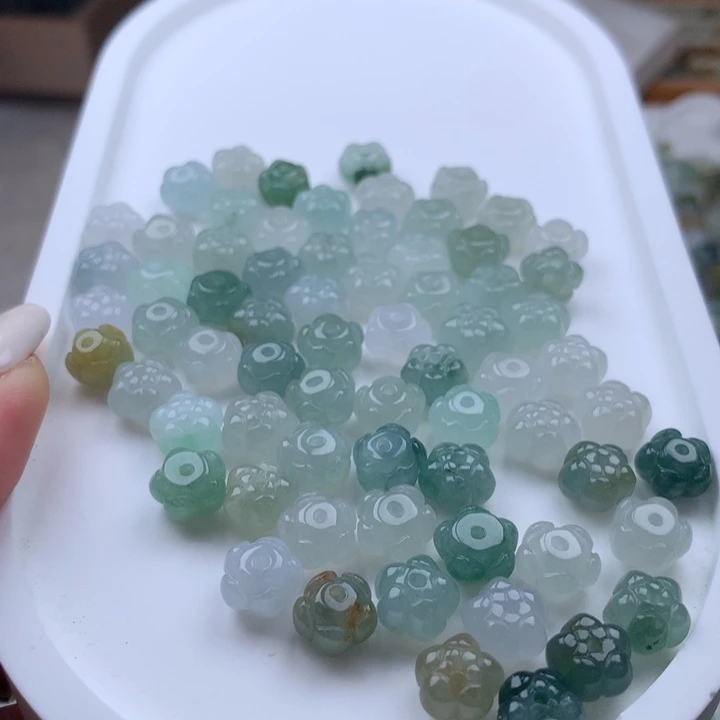 翡翠散珠莲花珠一个