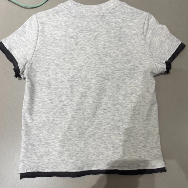 8716儿童木耳边卡腰T恤