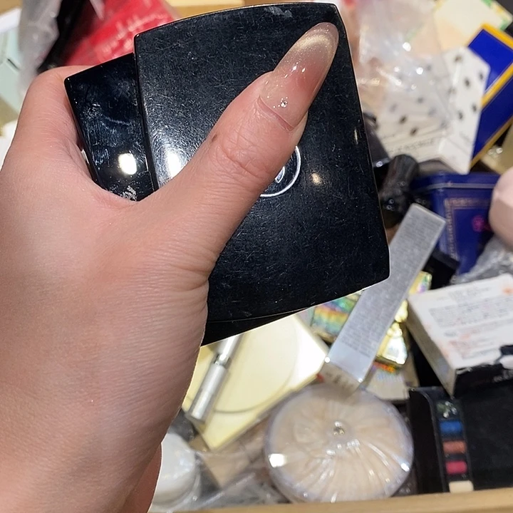 铭***贝花岗石铁合金香水沐浴露持久留