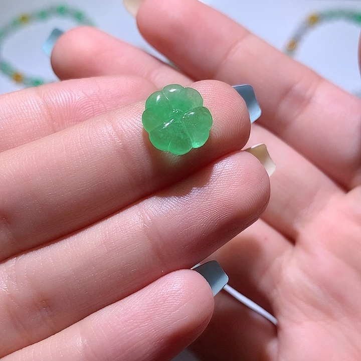 翡翠未镶嵌颈饰无镶嵌49