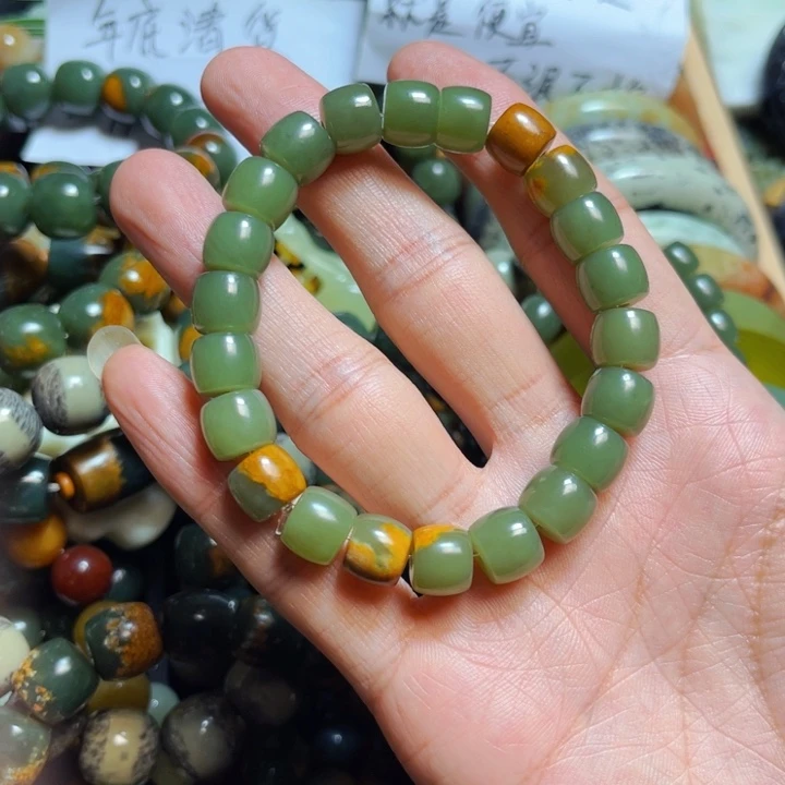 岫岩河磨玉（透闪石质玉）手链未镶嵌