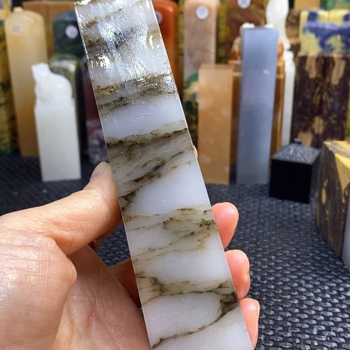 云南石后*人青田石印章石