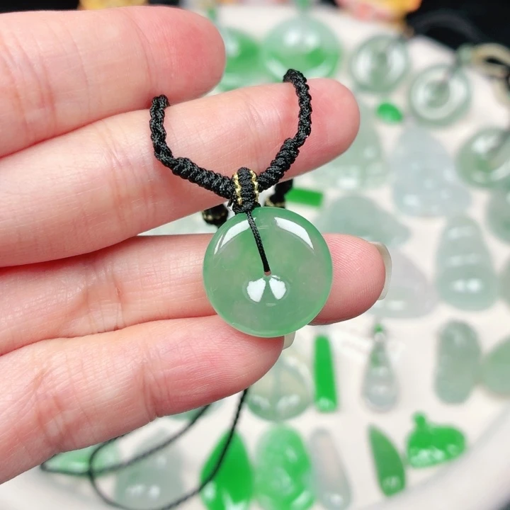 颈饰未镶嵌翡翠缅甸天然A货翡翠