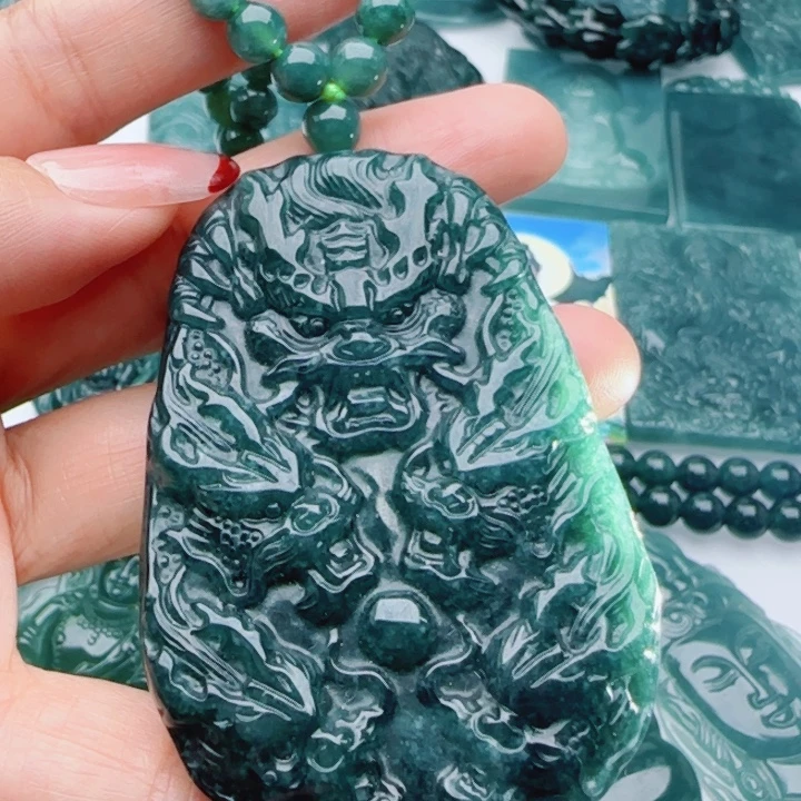 翡翠未镶嵌颈饰多样性发货天然A货翡翠