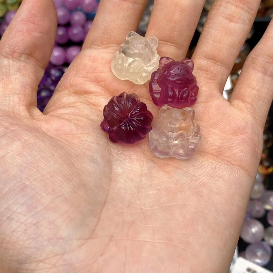 水晶手串未镶嵌13荧石九尾狐