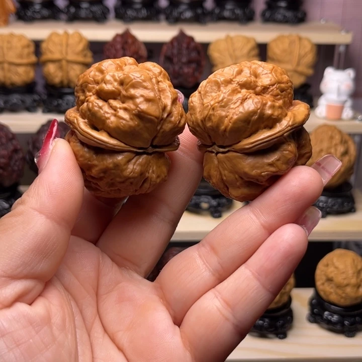 文玩核桃吊坠11w老树金蟾疙瘩包48尺