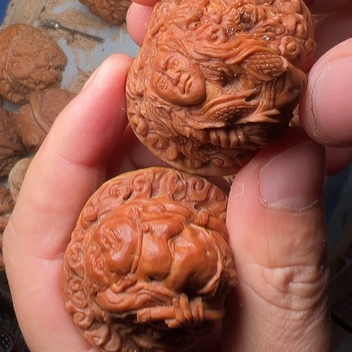爱****核桃手串/手链核桃雕刻