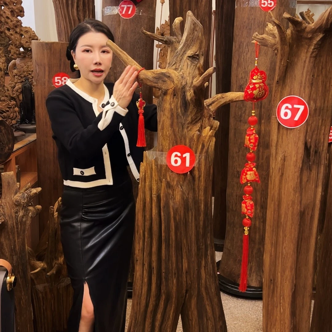 新***梁沉香原材料146789