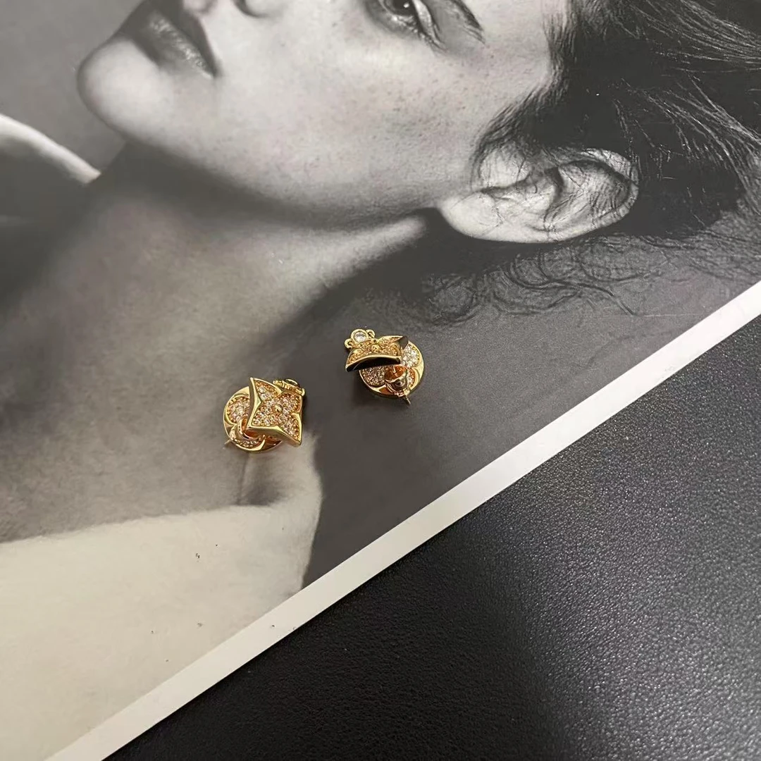 铜合金合成锆石耳饰 四叶流苏金色耳钉一对装