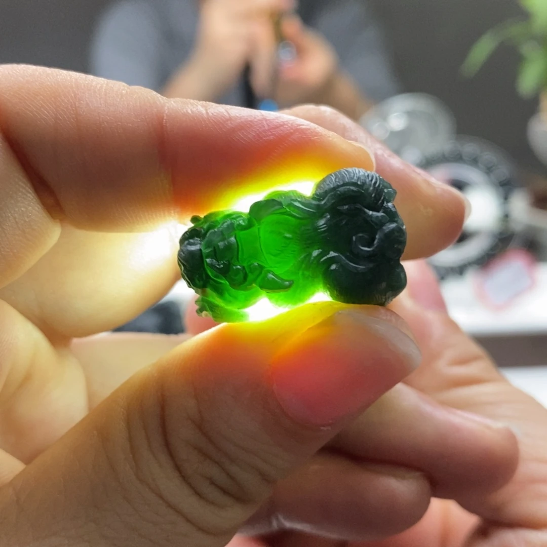 定制翡翠未镶嵌貔貅天然a货墨翠