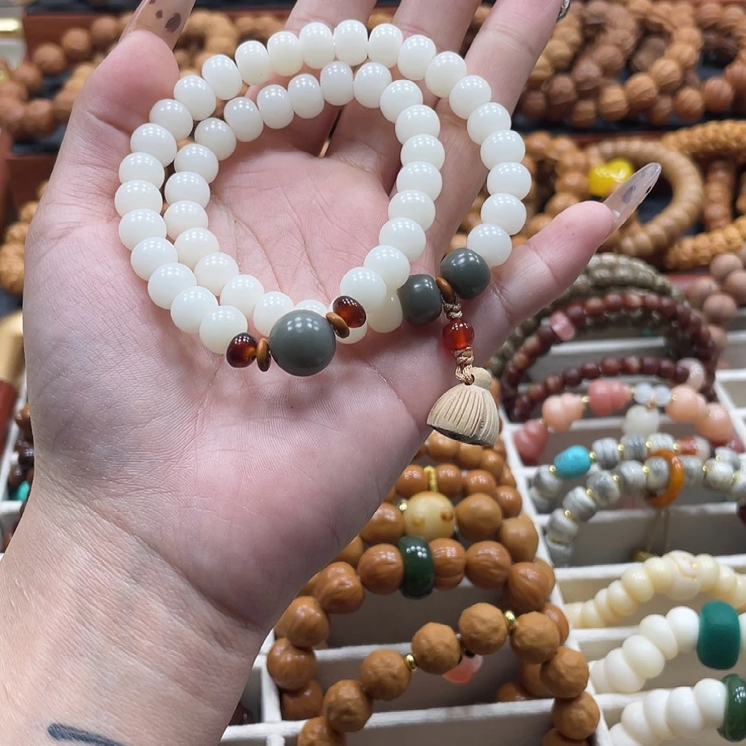 猴头核桃吊坠双圈菩提根莲蓬手串