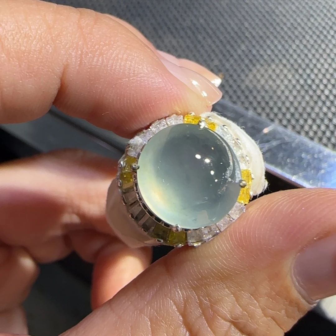 翡翠未镶嵌戒指翡翠