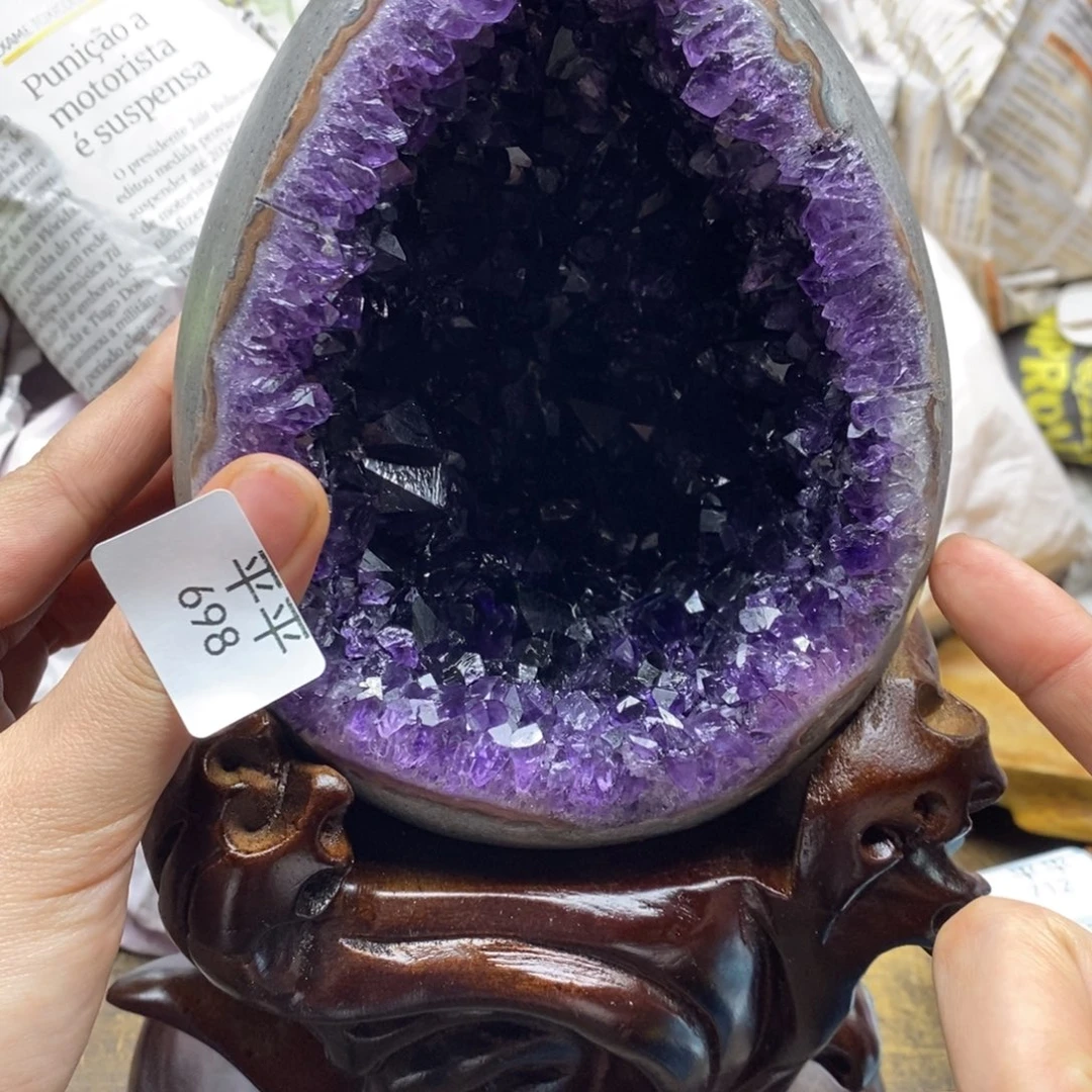 紫晶乌拉圭未镶嵌