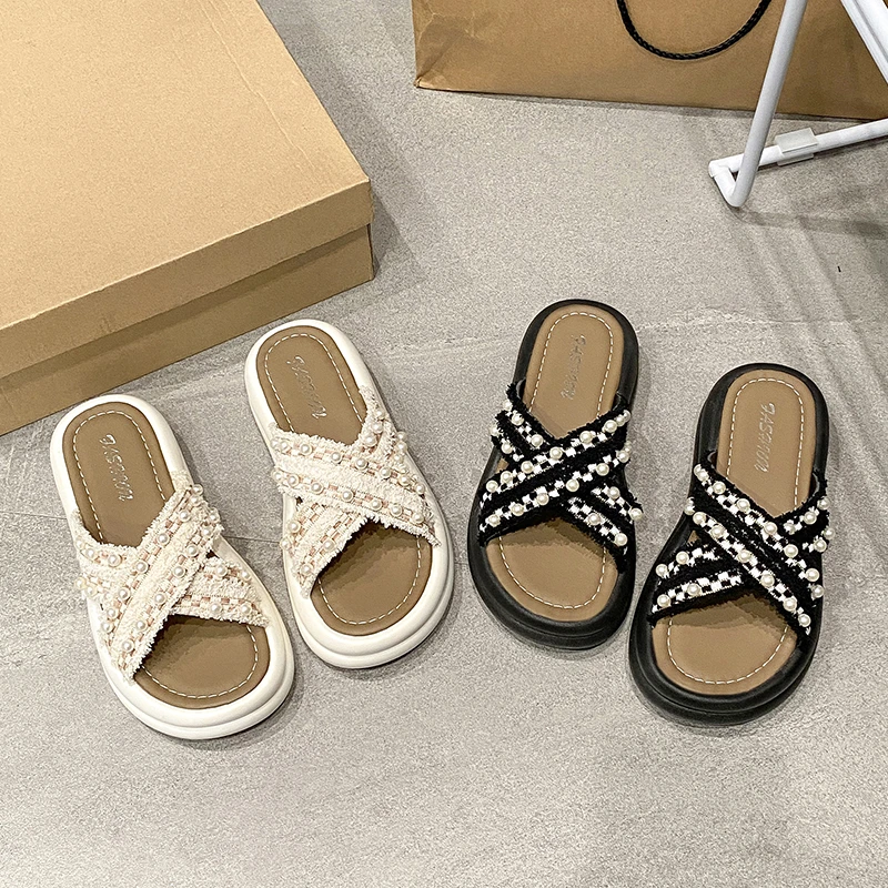 2025珍珠交叉小香风网红时尚夏季百搭外穿仙女风防滑休闲厚底拖鞋