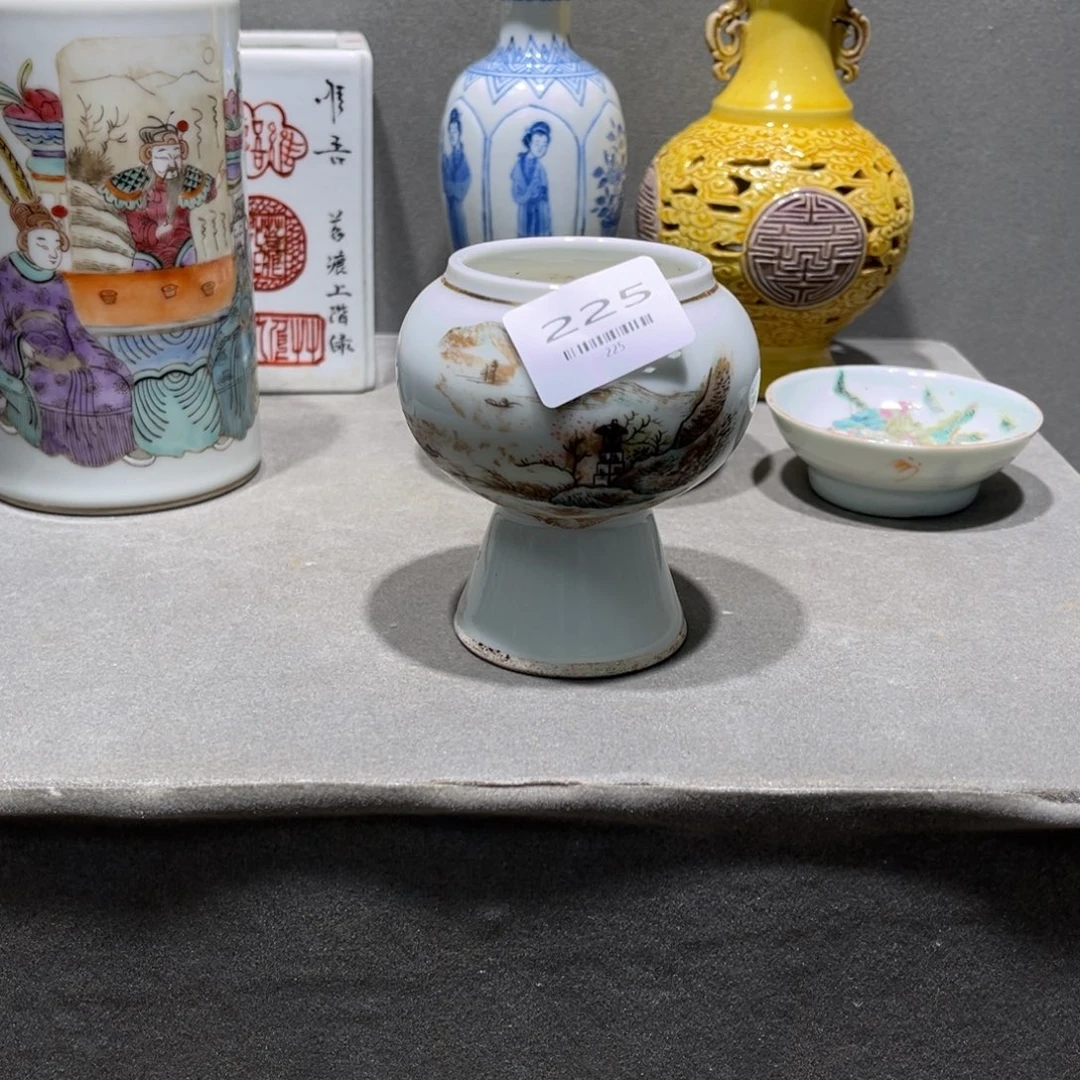 佛***生瓷器小摆件儿225号