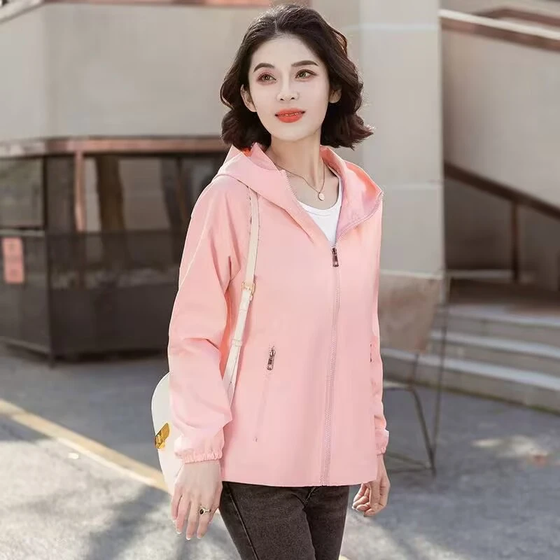 2025春秋季新款女夹克户外连帽外套休闲冲锋衣防风防水外穿上衣