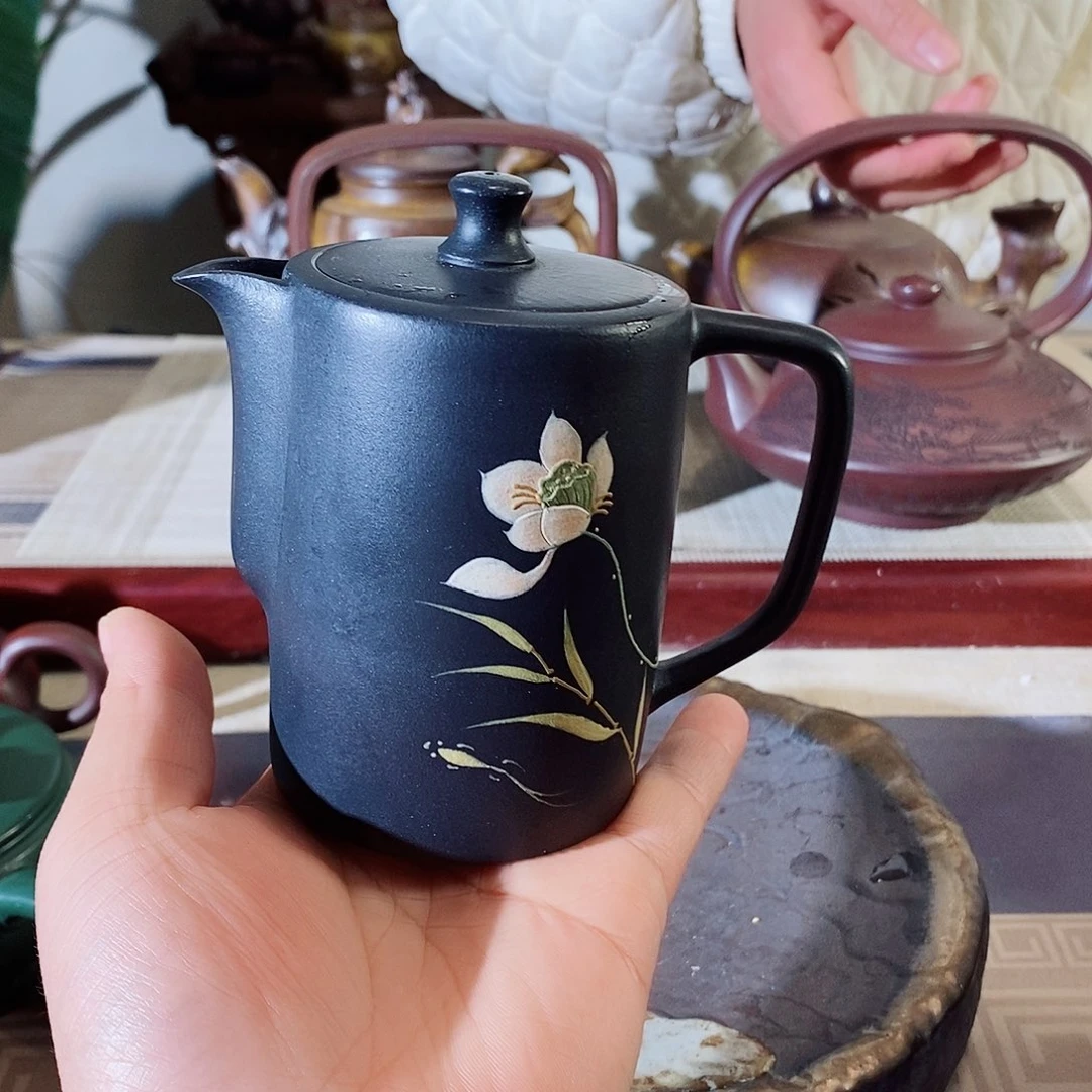 紫砂茶壶宜兴紫砂壶的人是我