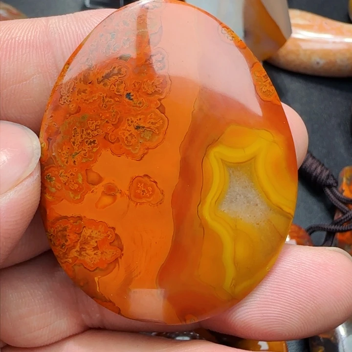 玛瑙/玉髓首饰未镶嵌超*仔