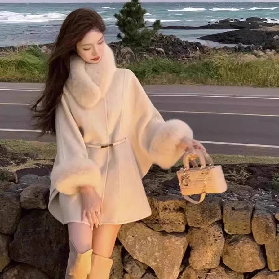 2025春秋爆款温柔知性千金风斗篷式毛呢外套氛围感双面呢大衣女款