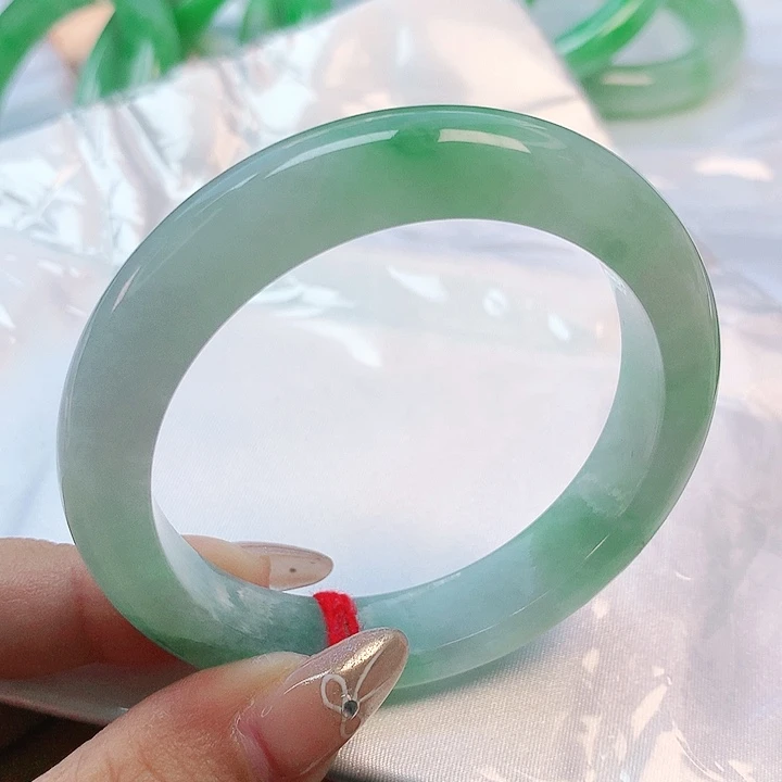 未镶嵌手镯翡翠2823