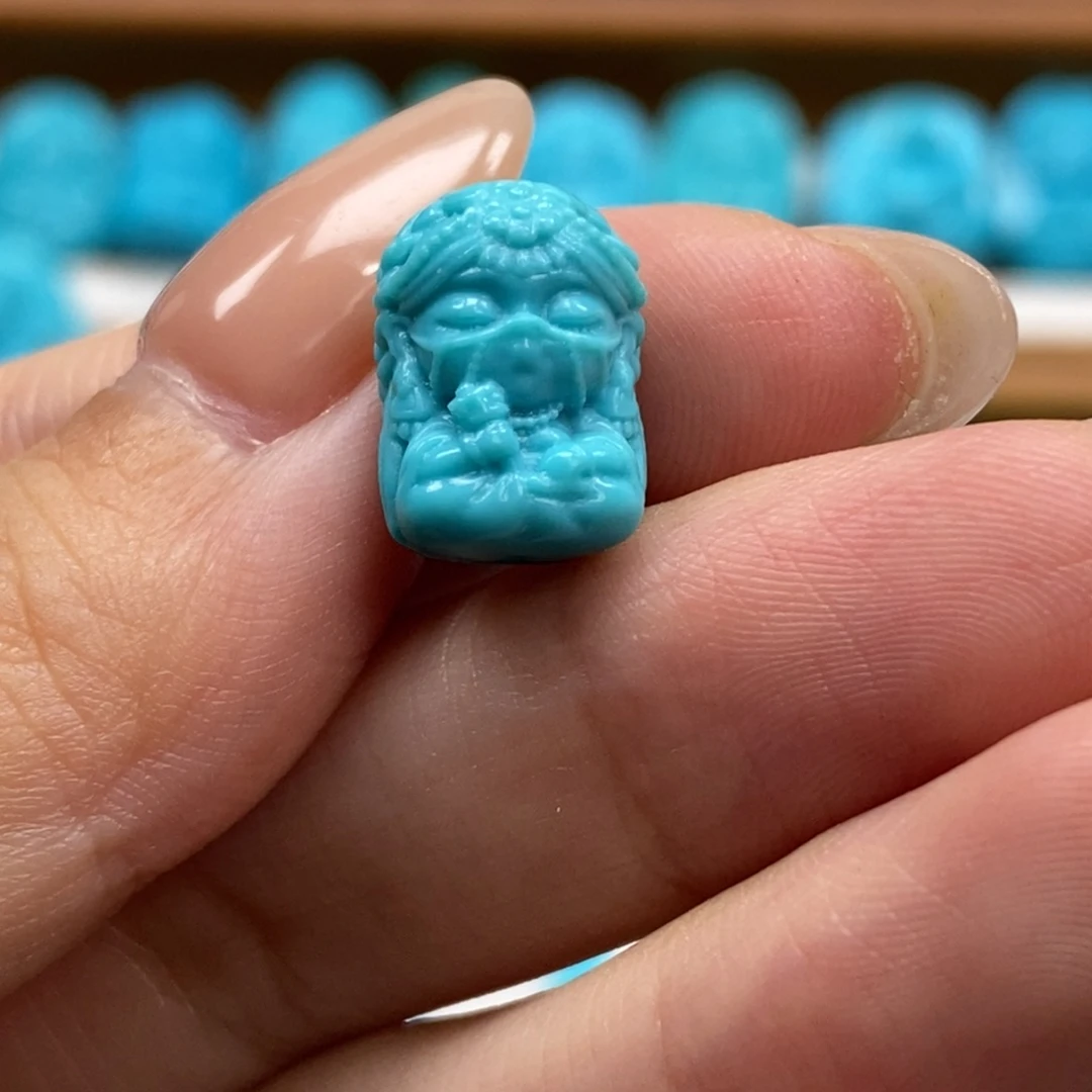 丫***座未镶嵌绿松石颈饰