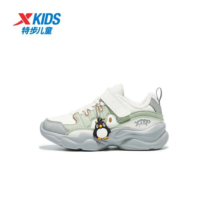 特步童鞋2025冬季新款男童幼小童休闲潮流撞色可爱百搭保暖棉鞋