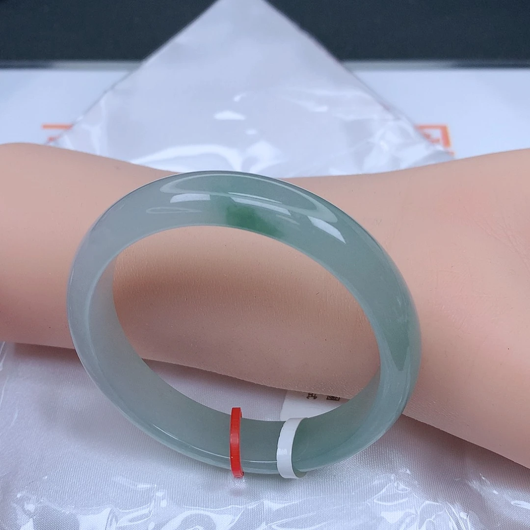 【闪购商品】未镶嵌手镯翡翠，53