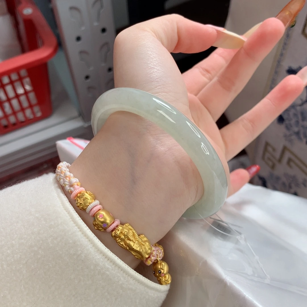 翡翠手镯未镶嵌54.3冰糖雪梨圆条～