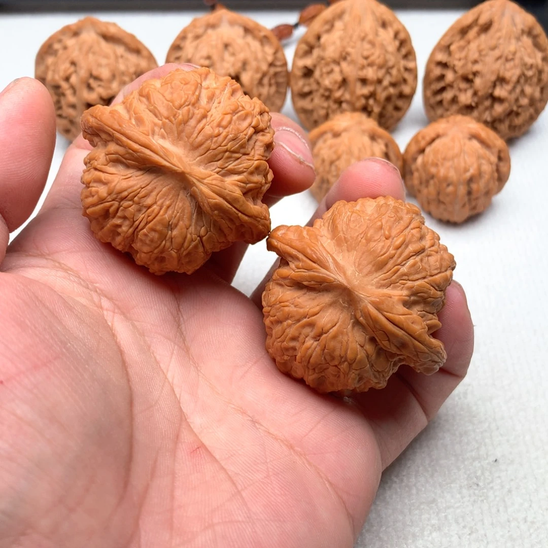 無*** 吊坠桃核45尺全品血麒麟