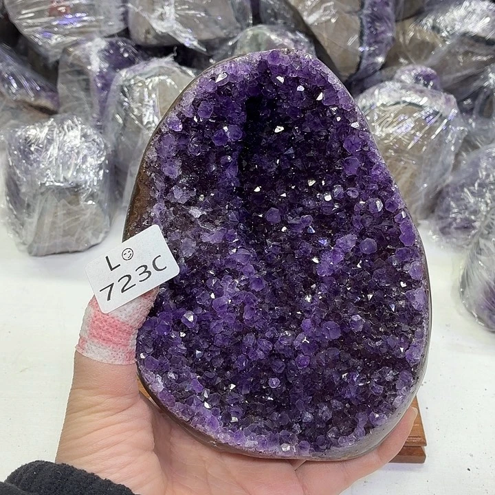 水晶摆件未镶嵌天然紫水晶