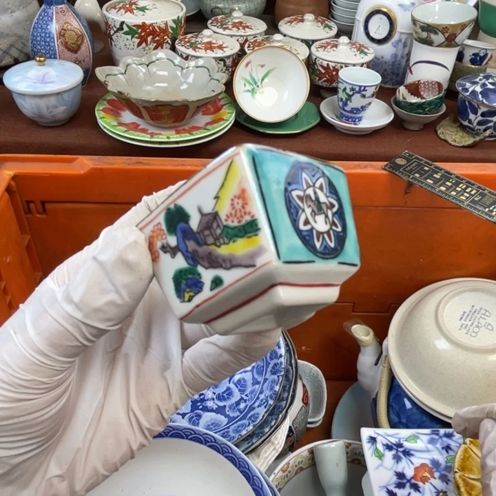 他家瓷器真美…开播了