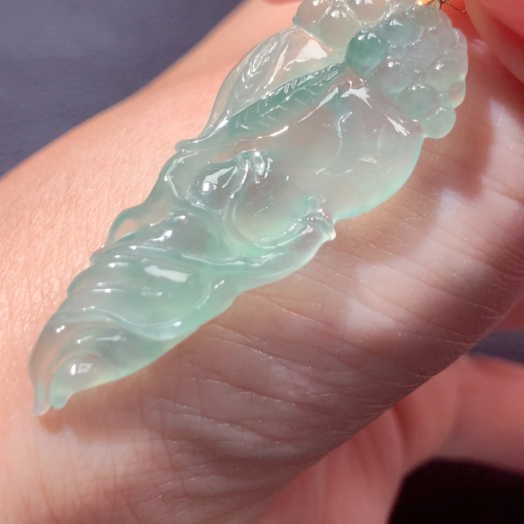 定制翡翠18K金镶嵌翡翠