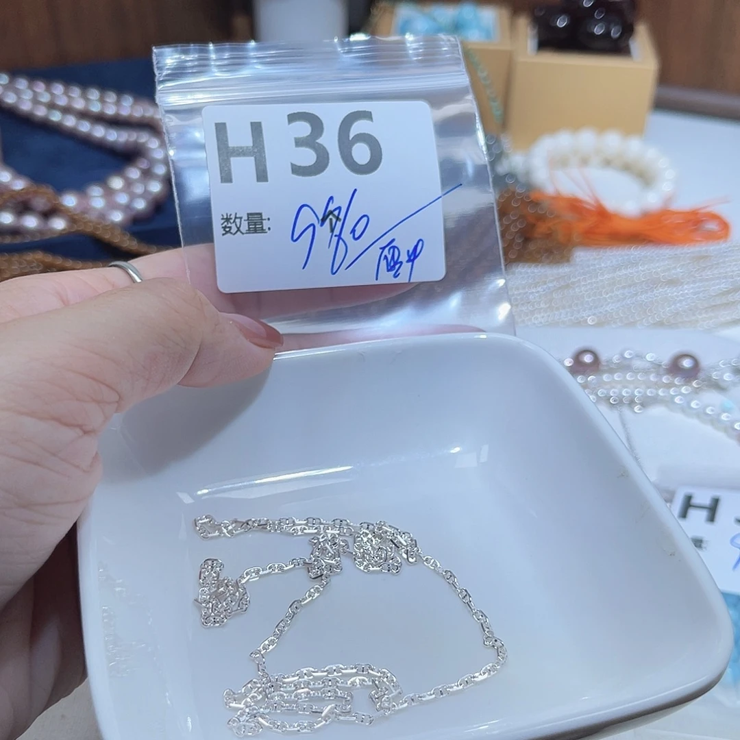 迷***吕银S925镶嵌水晶珠宝半成品H36。