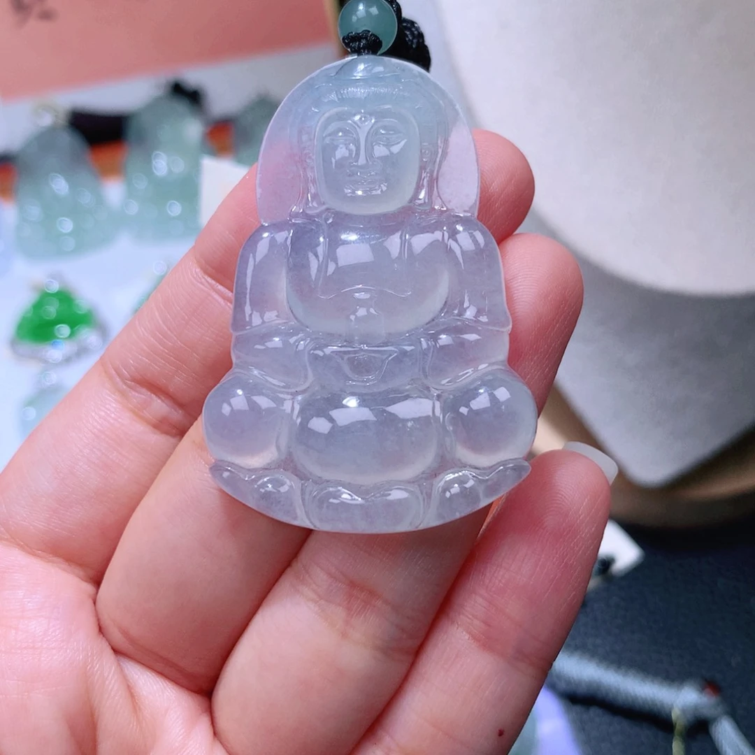 颈饰未镶嵌翡翠观音