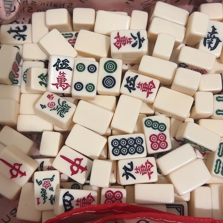 收***属琉璃手工艺品日用百货手工艺品