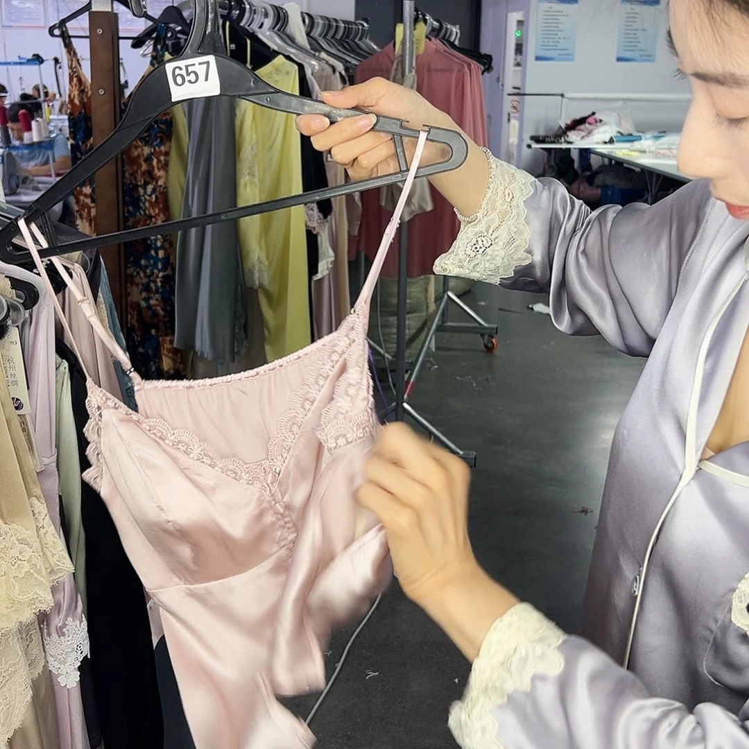 桑蚕丝桑蚕丝美背657