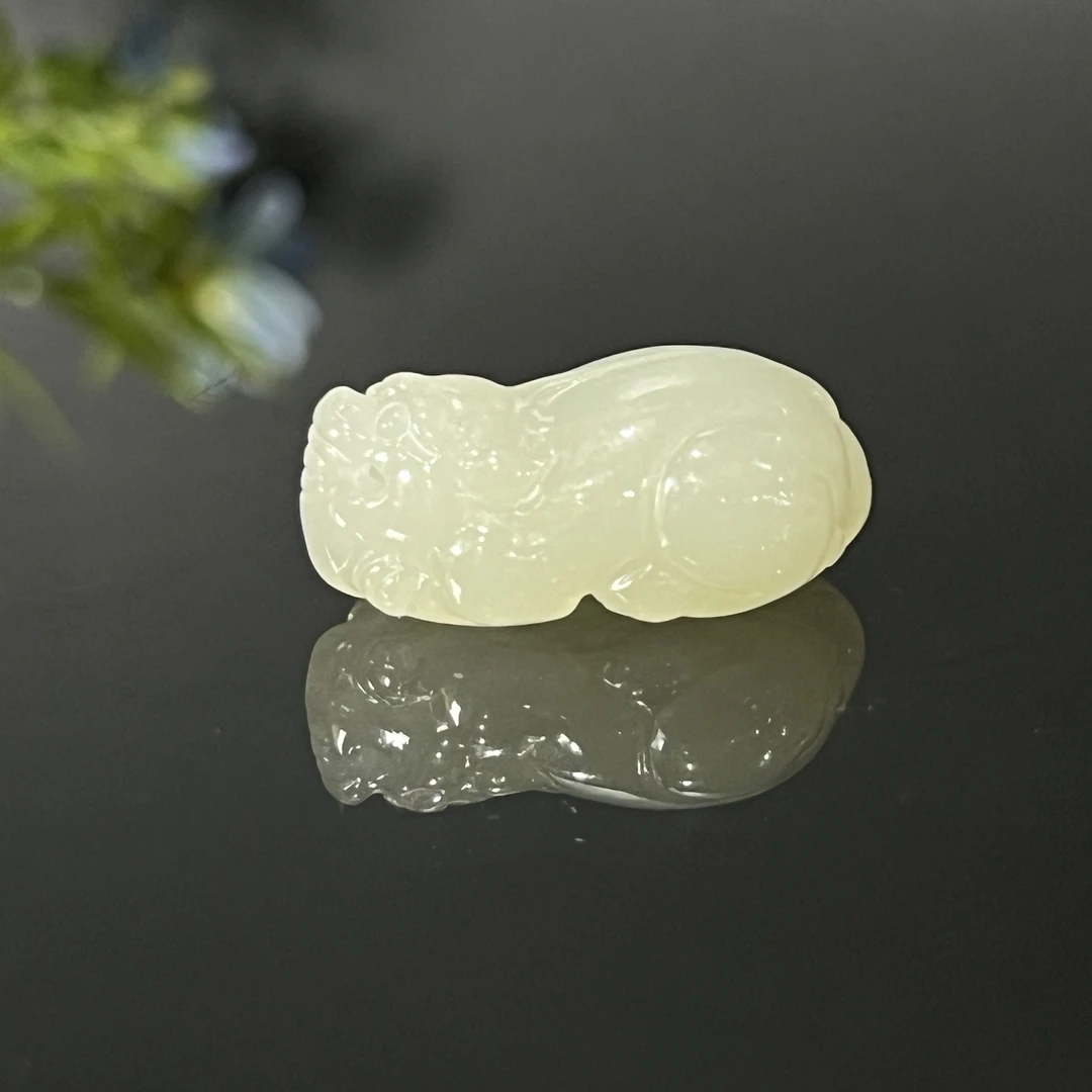 1214GC8862和田玉挂件