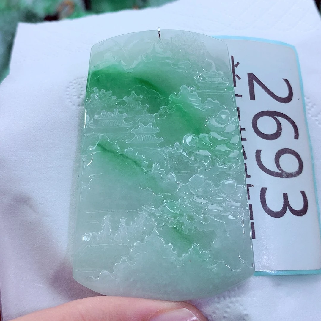 吊坠(不含链)未镶嵌翡翠