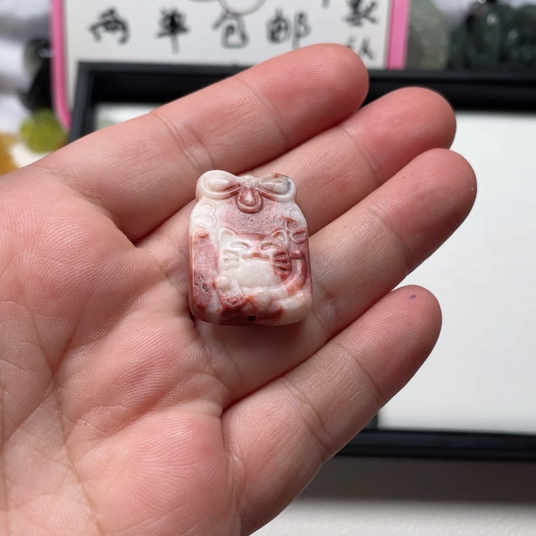 小***珠蛇纹石玉未镶嵌颈饰