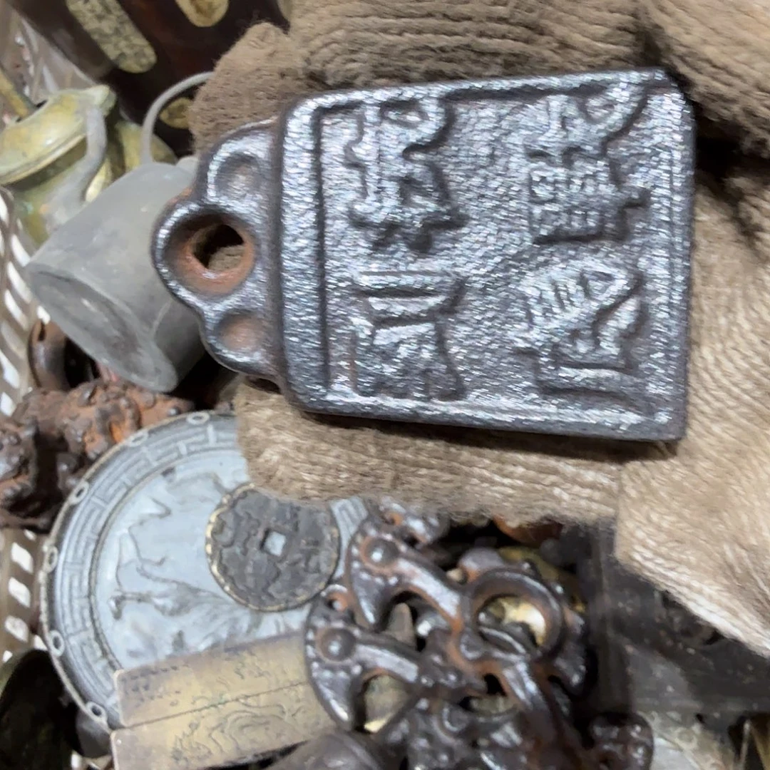 耿***）一物一图，工艺品。