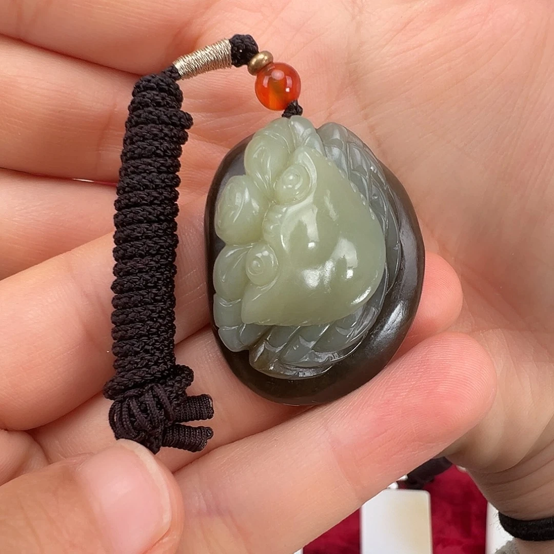 和田玉（糖玉）未镶嵌颈饰