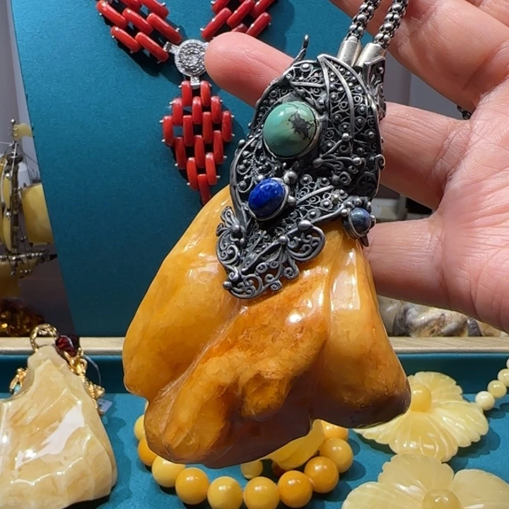 琥珀未镶嵌颈饰波兰设计款琥珀蜜蜡