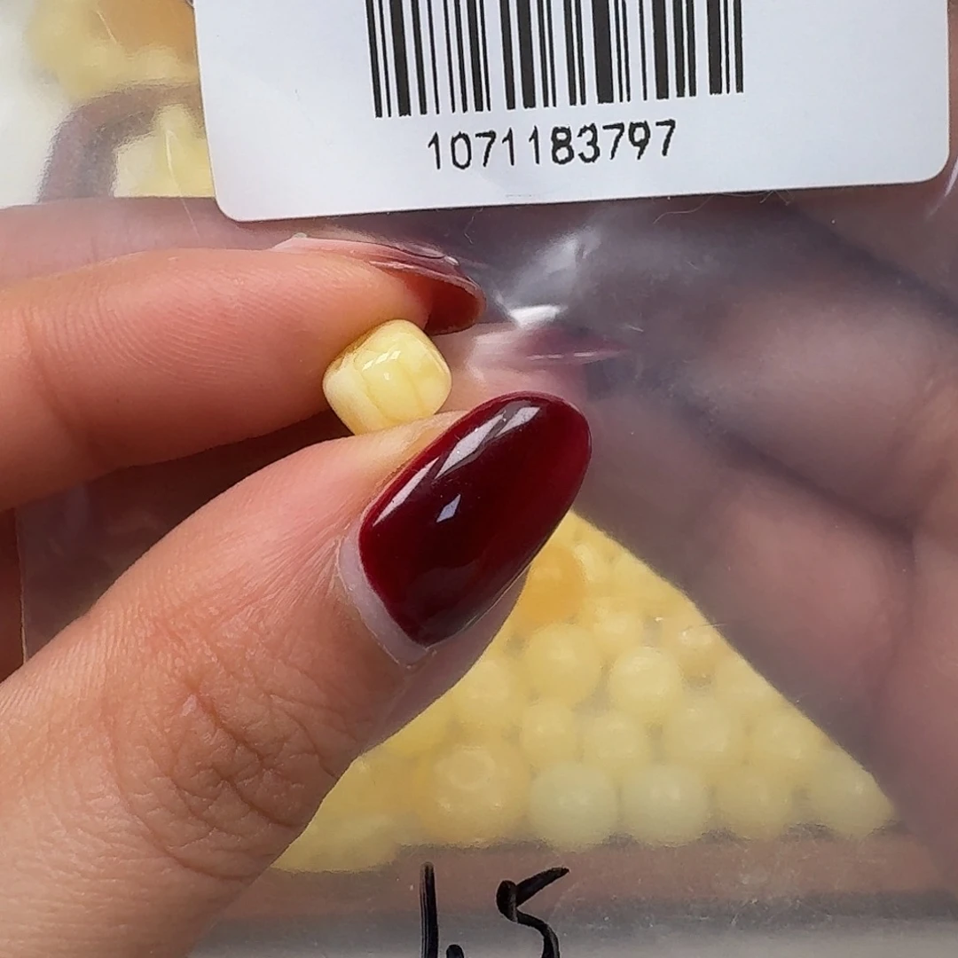 琥珀未镶嵌裸石悠悠