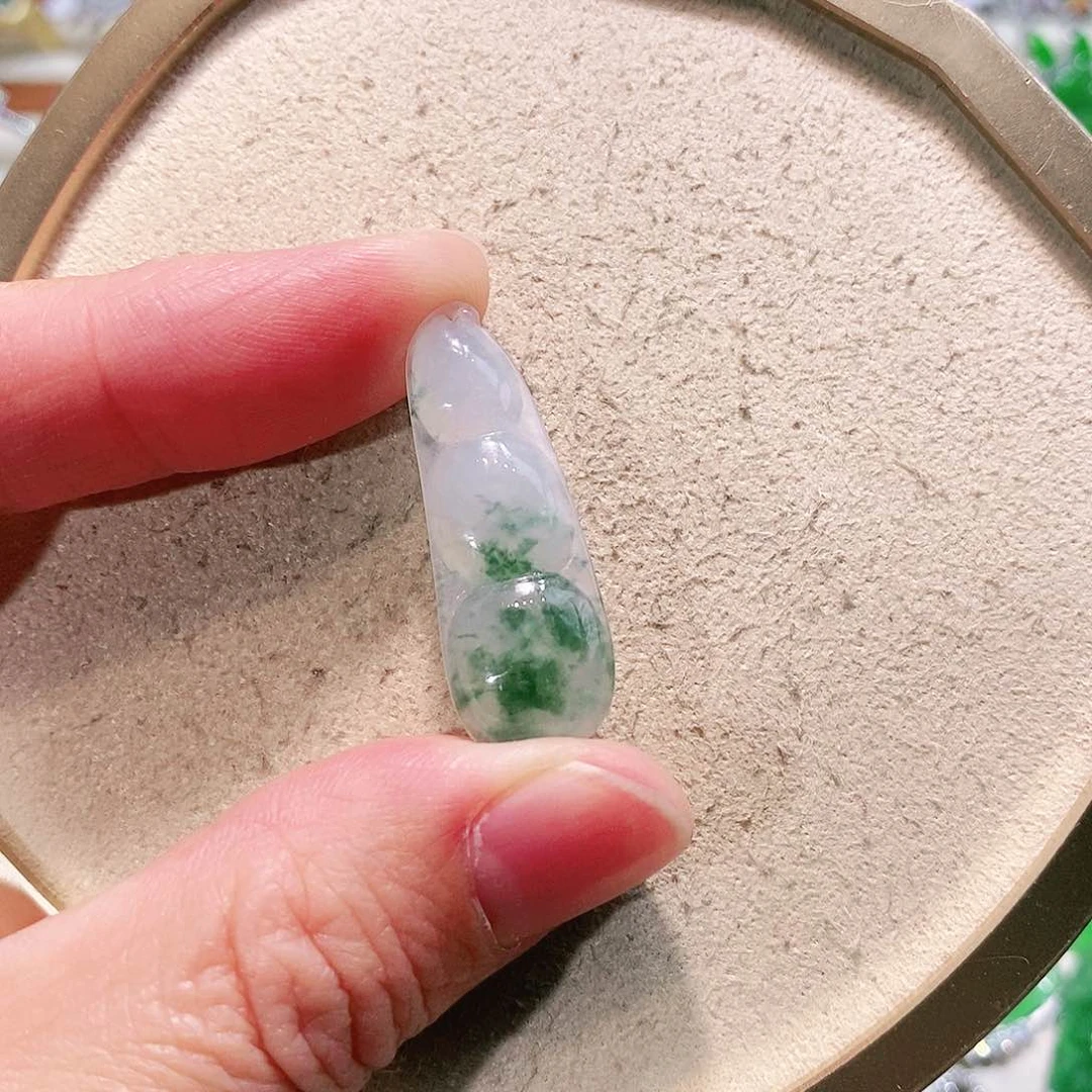 【闪购商品】翡翠挂件未镶嵌裸石